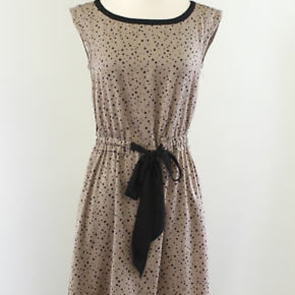 LOFT Dresses & Skirts - ⭐2/$10 LOFT Blouson Polka Dot Dress, size M